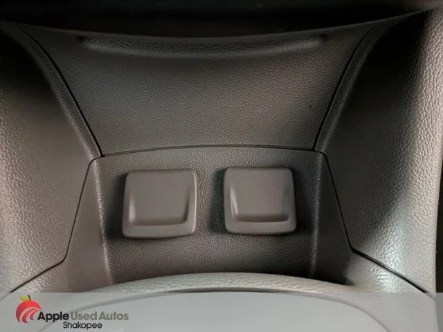 Used 2018 White Chevrolet LT image 20