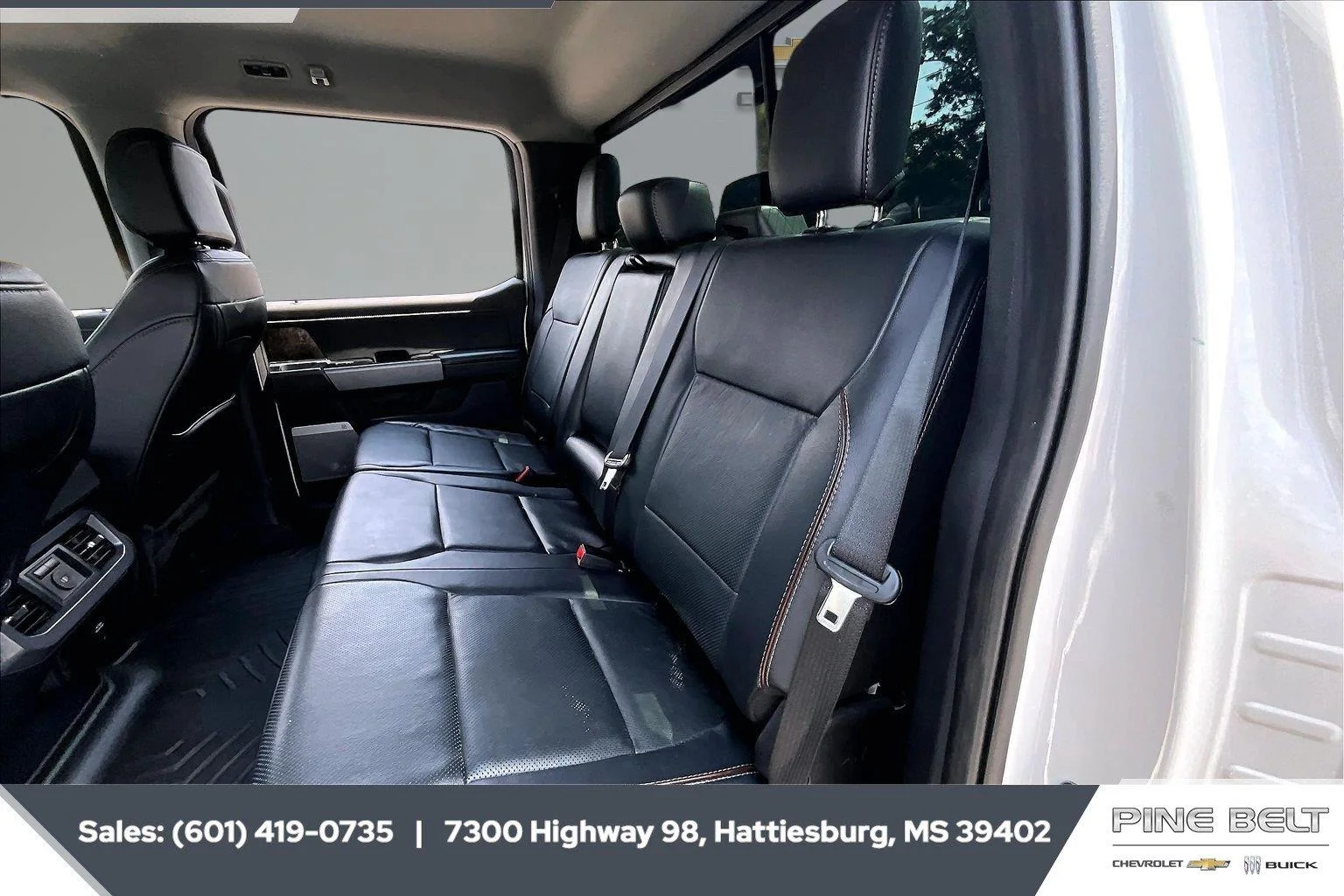 Used 2024 White Ford LARIAT image 20
