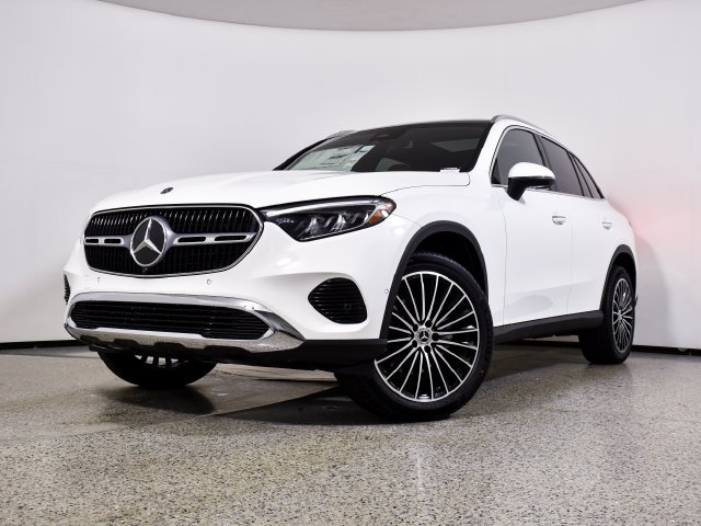 New 2027 Polar White Mercedes-Benz GLC 300 image 2