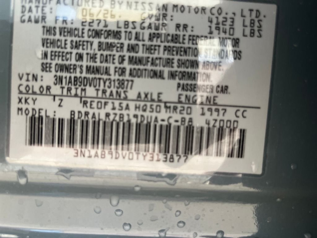 New 2026 Atlantic Gray Metallic / Super Black Two-tone Nissan SR image 29