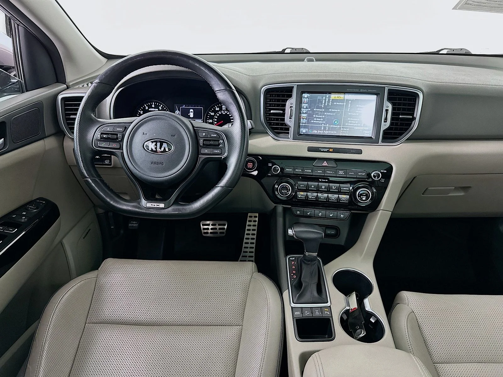 Used 2017 Mineral Silver Kia SX image 24