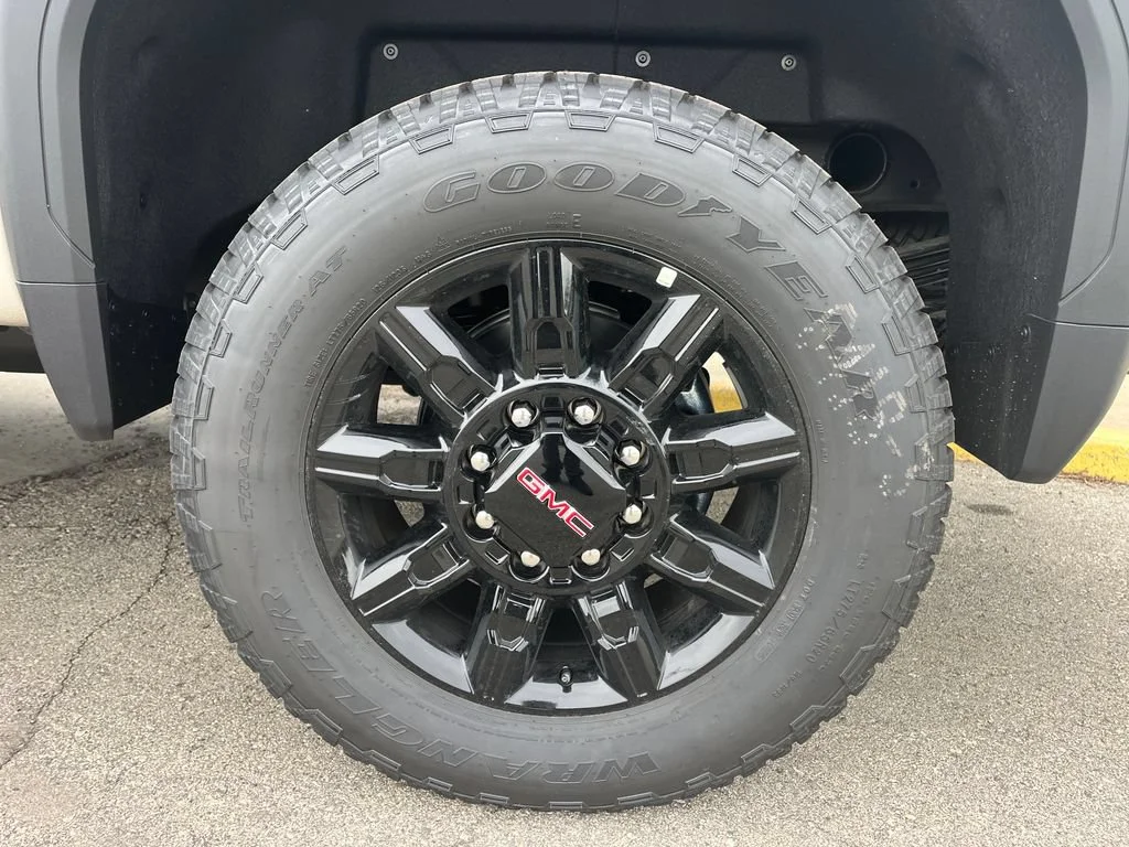 2026 GMC Sierra 2500HD AT4 - Photo 20