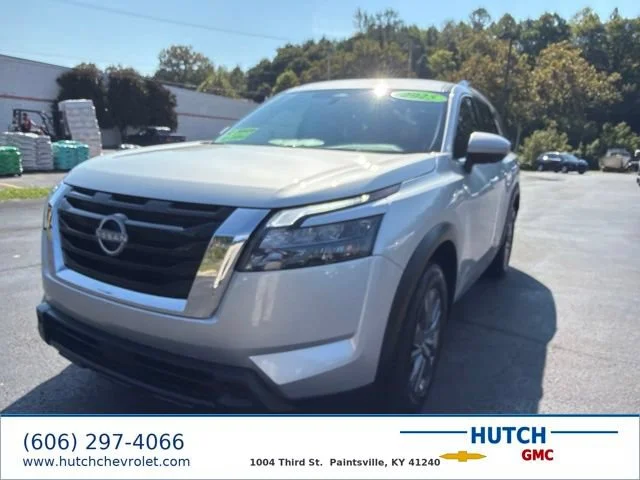 Used 2025 Silver Nissan SV image 1