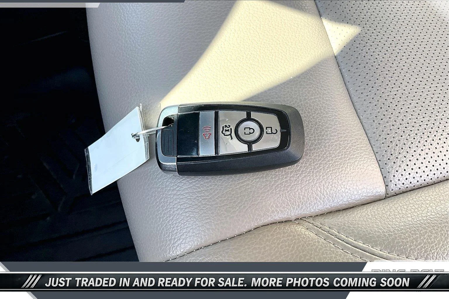 Used 2020 Star White Metallic Tri-Coat Ford XLT image 9