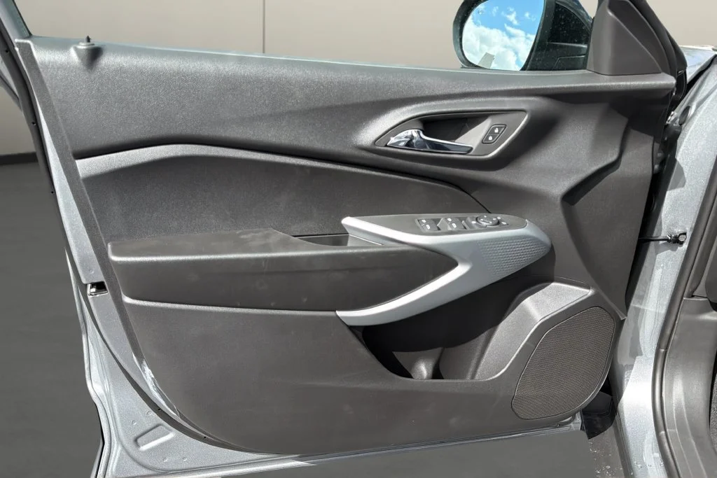 New 2026 Sterling Gray Metallic Chevrolet 1RS image 14