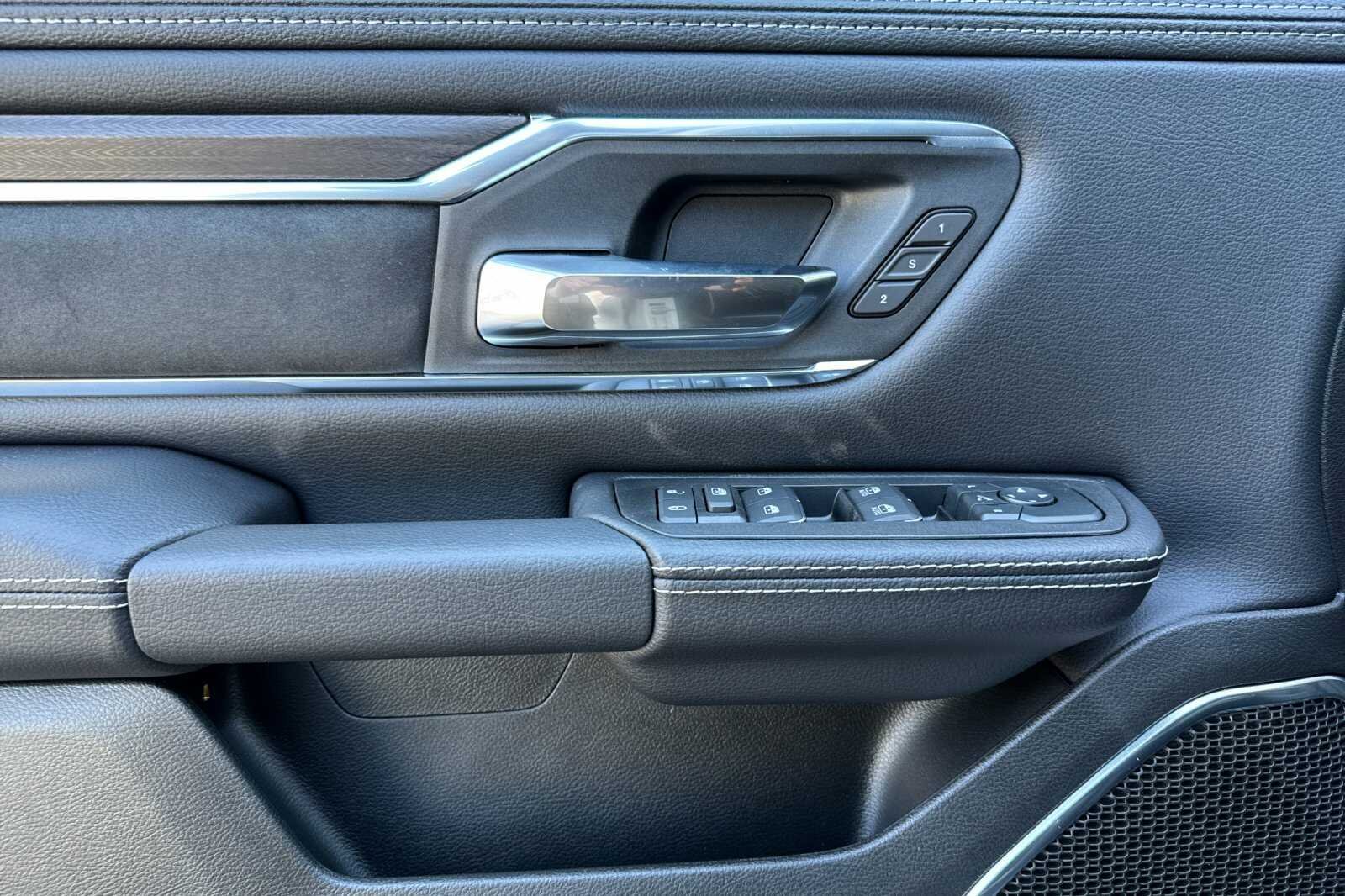 2026 RAM 1500 Laramie - Photo 11