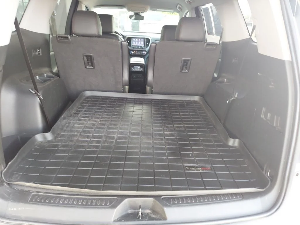 Used 2023 Silver GMC AT4 image 44