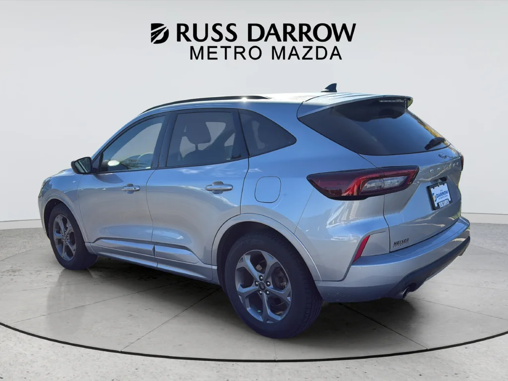 Used 2023 Silver Ford ST-Line image 3