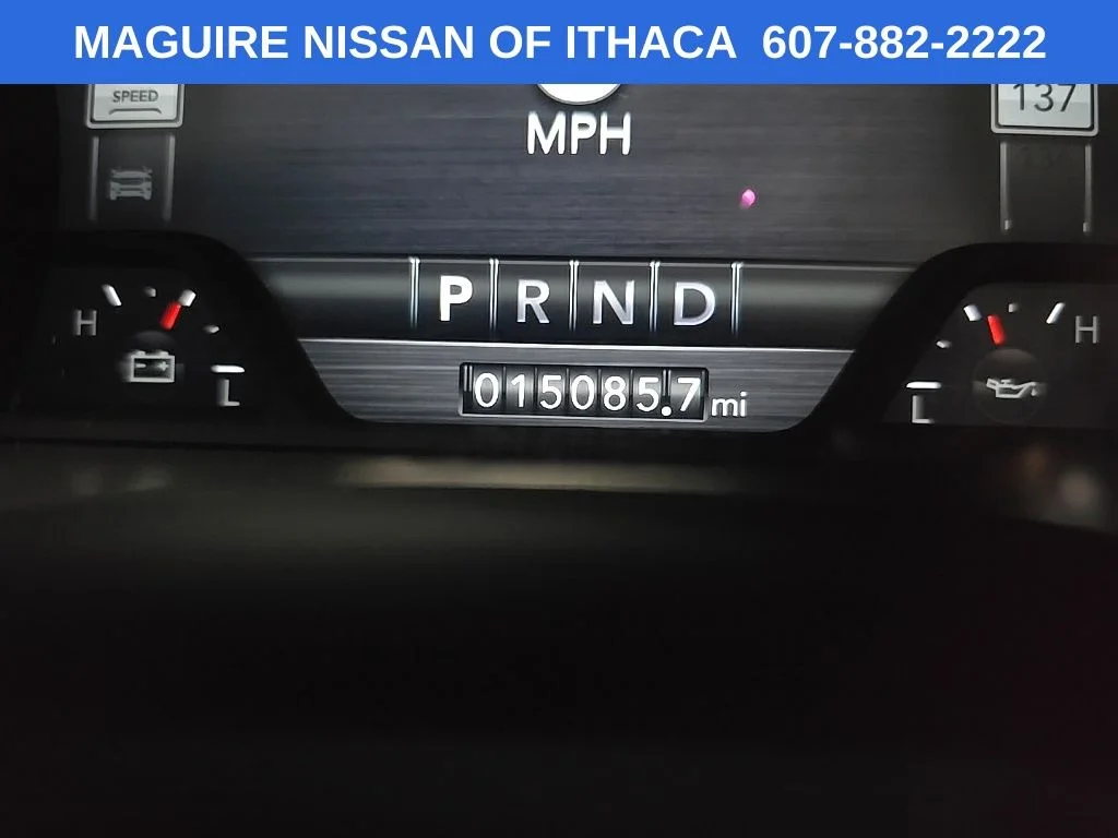 Used 2024 White Ram Laramie image 23