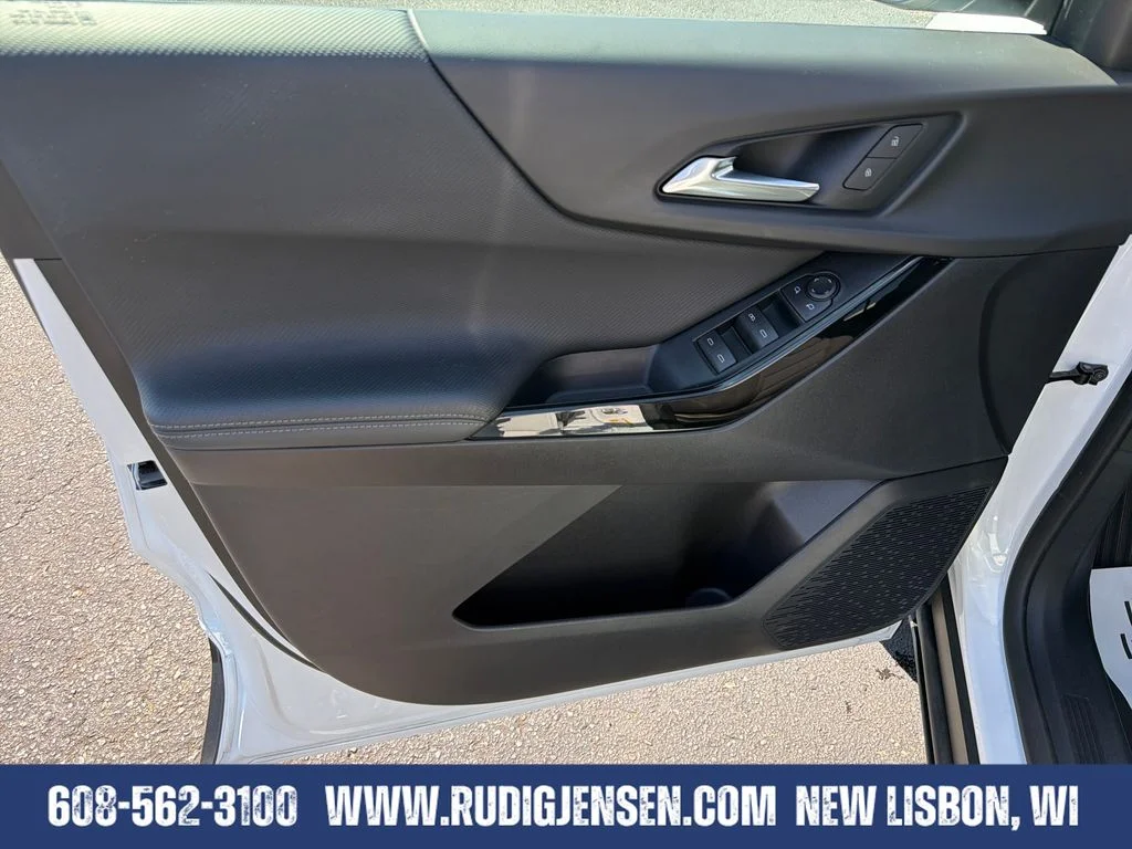 Used 2026 White Chevrolet LT image 10