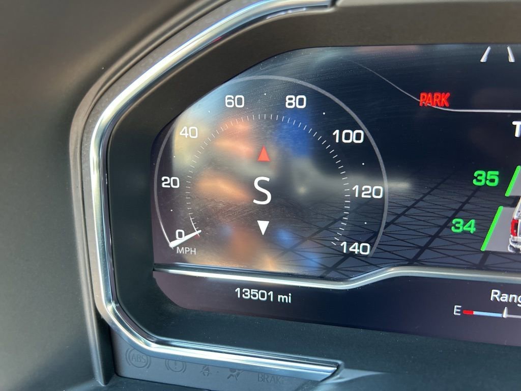 Used 2025 Summit White GMC AT4 image 3