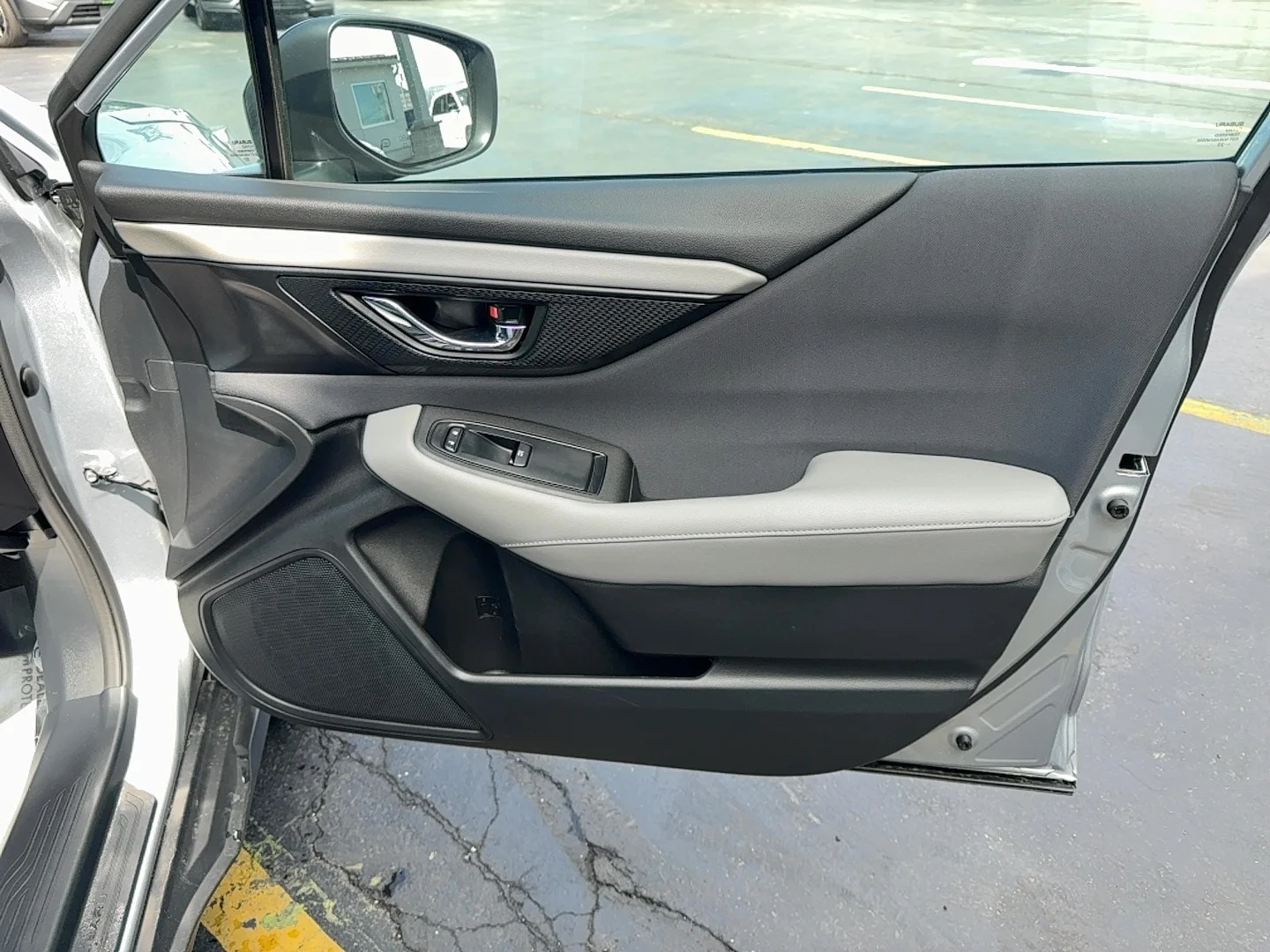 Used 2024 Ice Silver Metallic Subaru Premium image 26