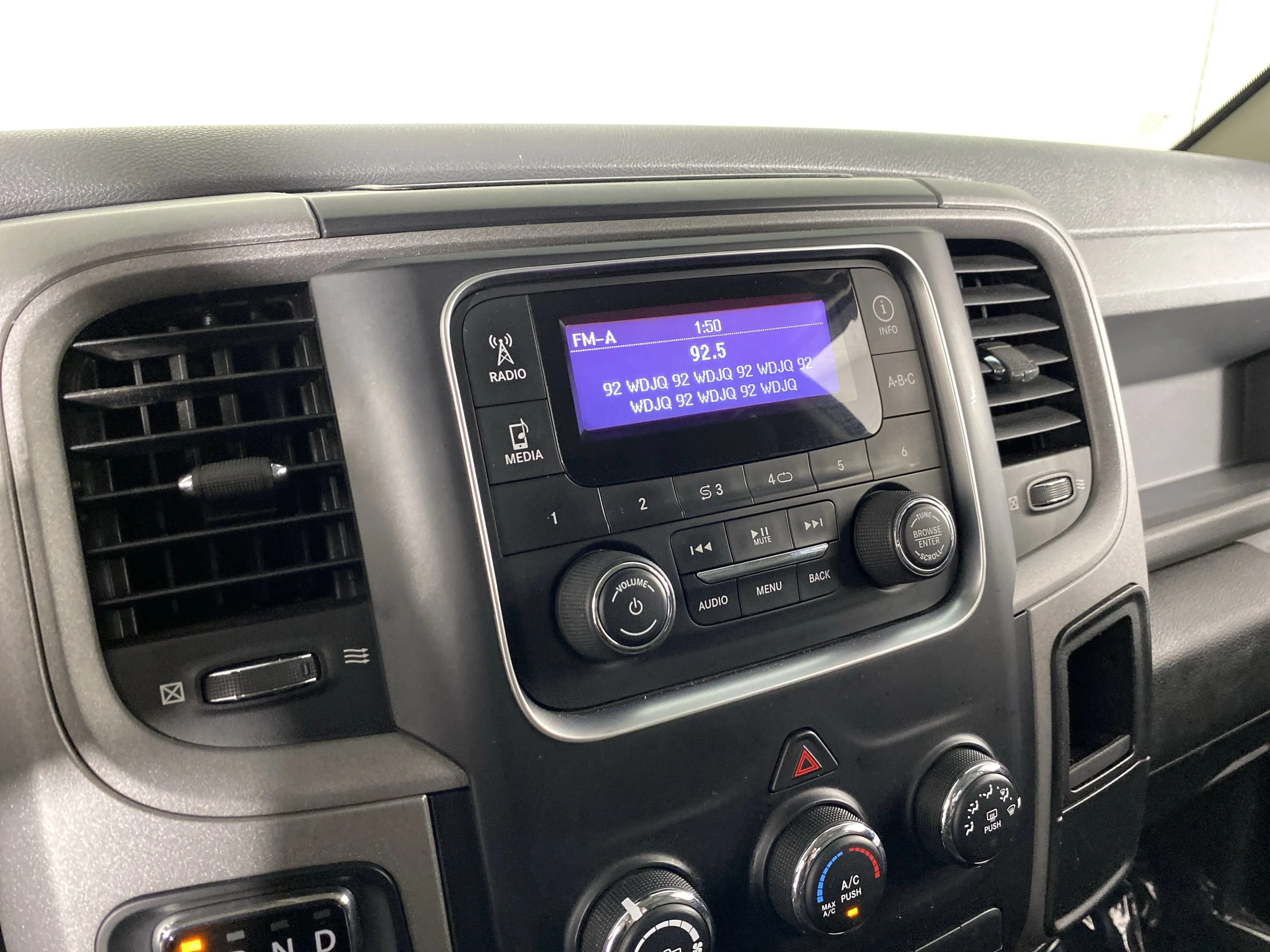 Used 2015 Granite Crystal Metallic Clearcoat Ram Express image 23