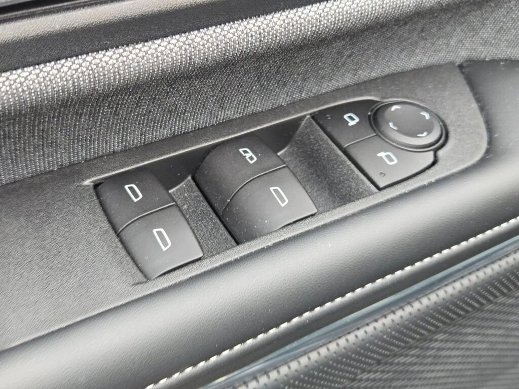 2026 GMC Sierra EV Elevation - Photo 22