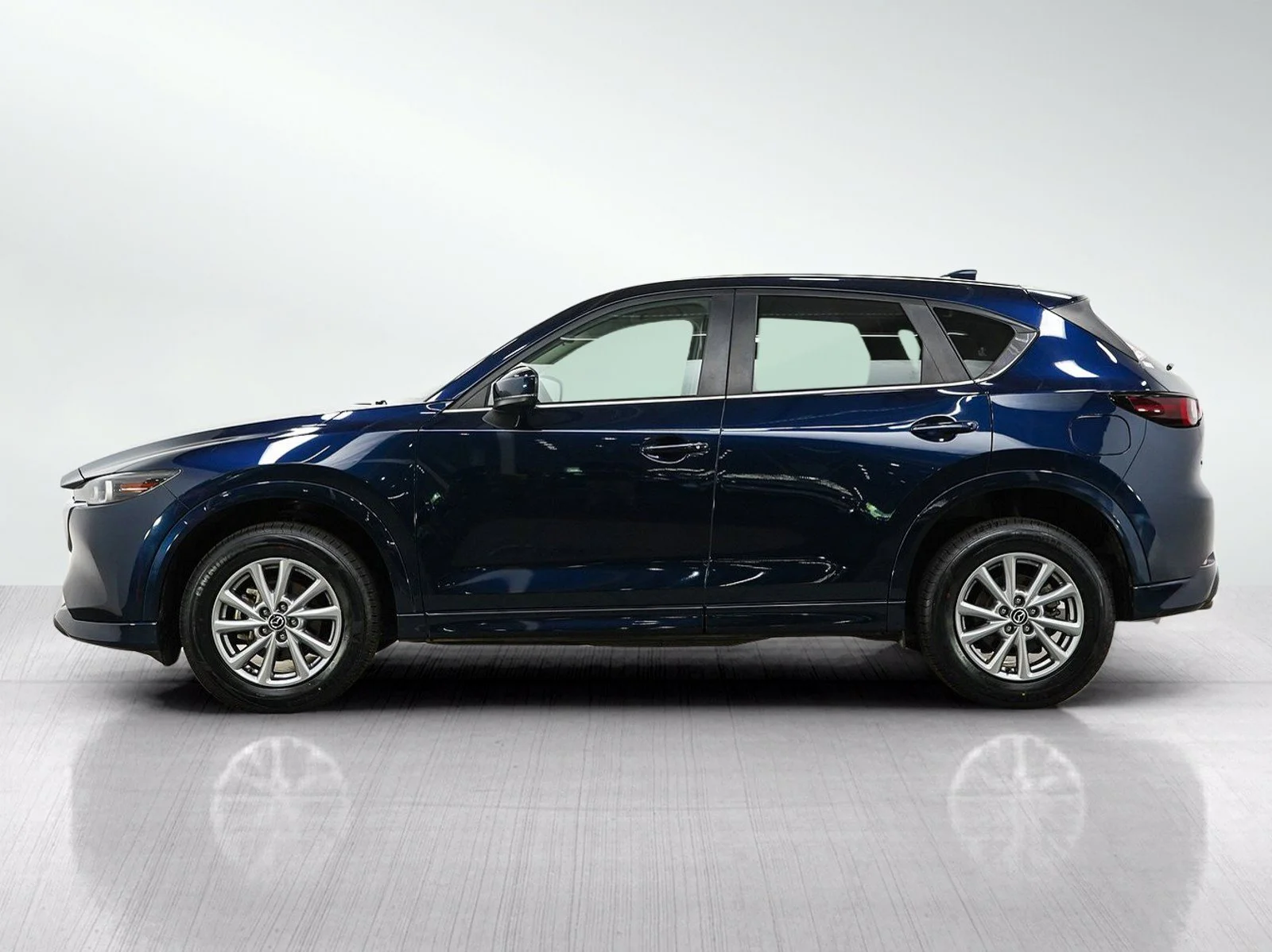 Used 2024 Mazda CX-5 S Select Package with VIN JM3KFBBLXR0481292 for sale in White Bear Lake, Minnesota