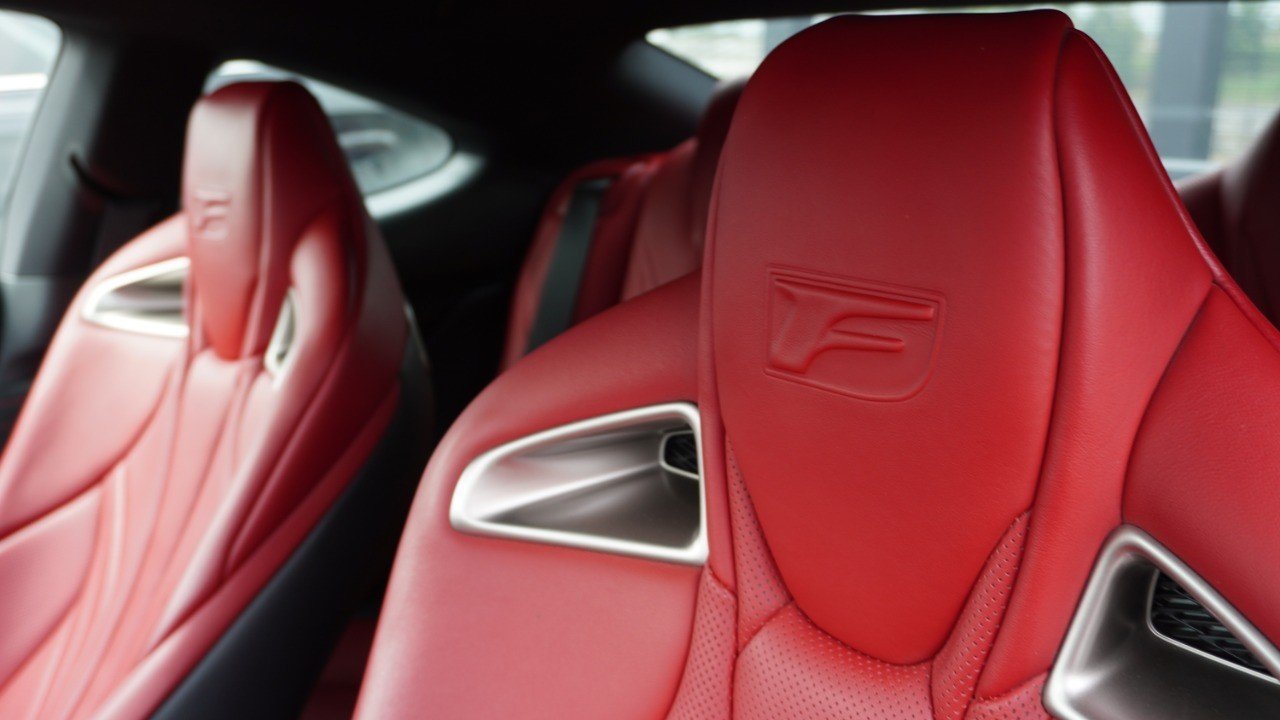 Used 2015 Black Lexus  image 19