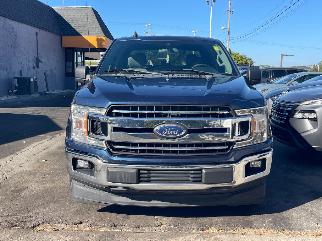 Used 2019 Blue Jeans Metallic Ford XLT image 2