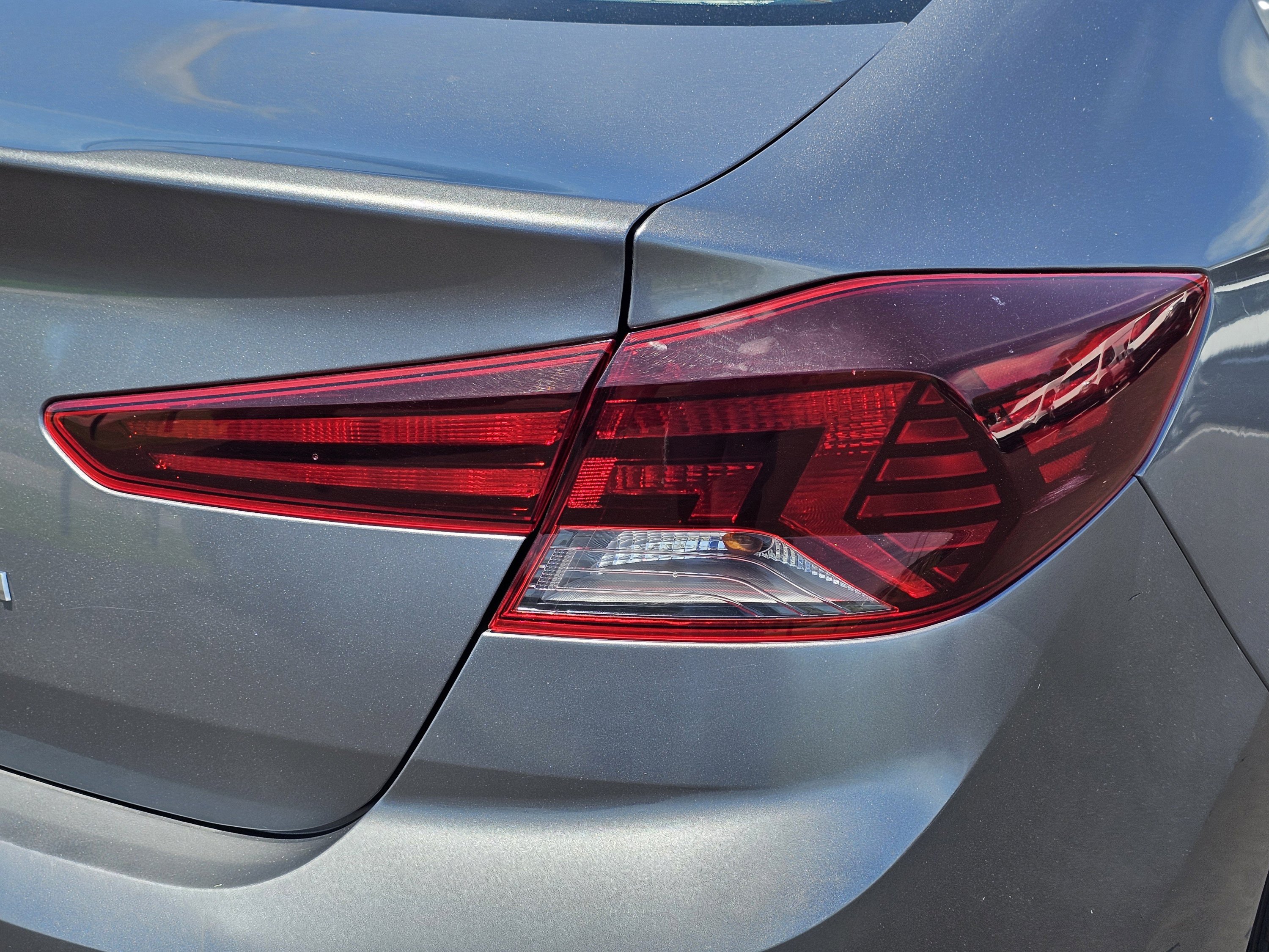 Used 2019 Machine Gray Hyundai SEL image 9
