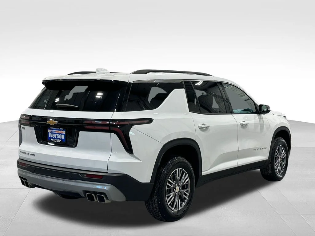 Used 2026 White Chevrolet LT image 7