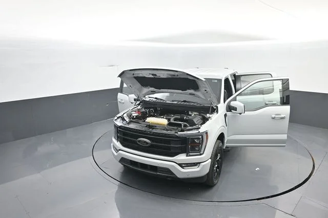 Used 2023 White Ford Lariat image 43