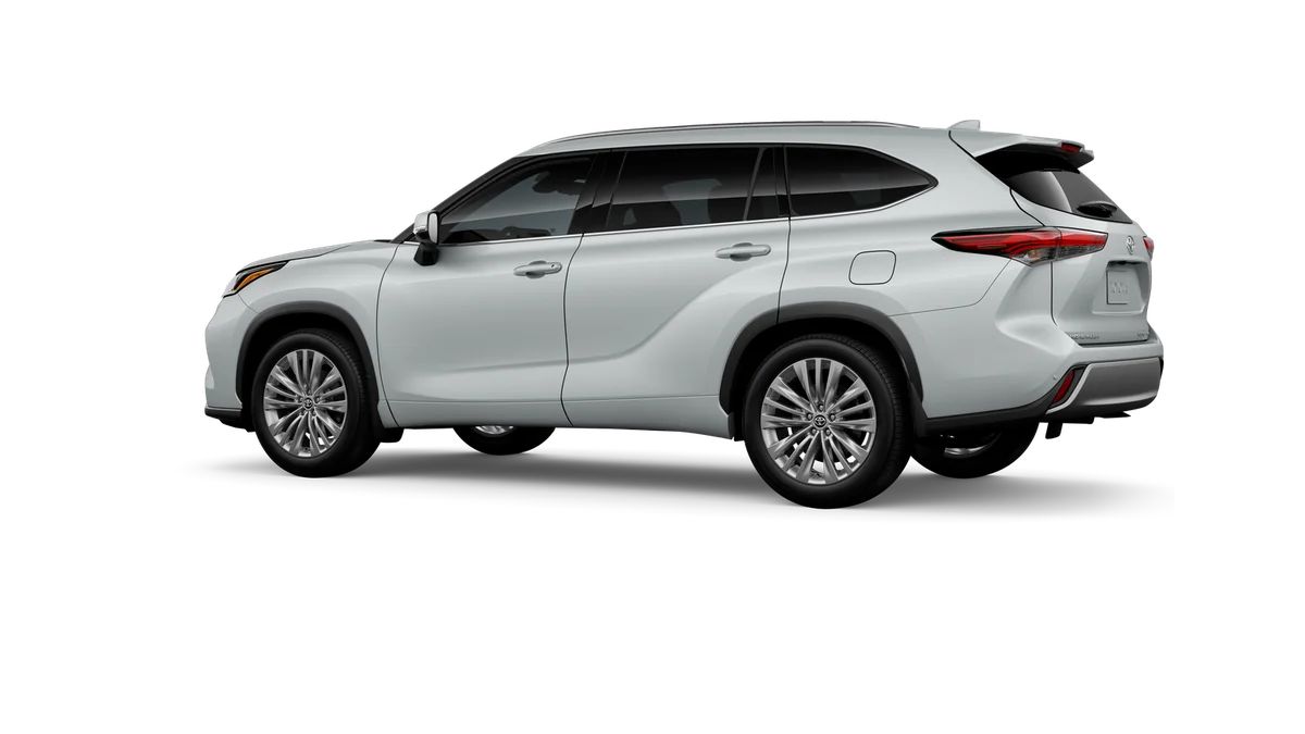 New 2026 Wind Chill Pearl Toyota Platinum image 5