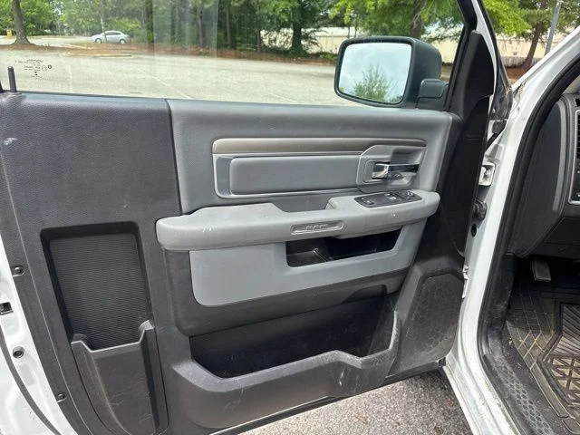 Used 2018 White Ram Express image 12