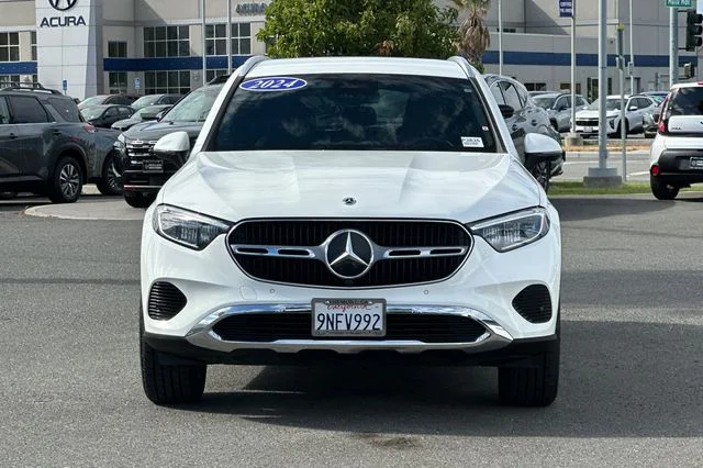 Used 2024  Mercedes-Benz GLC 300 image 9
