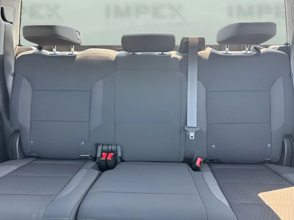 Used 2024 Gray Chevrolet Custom image 11