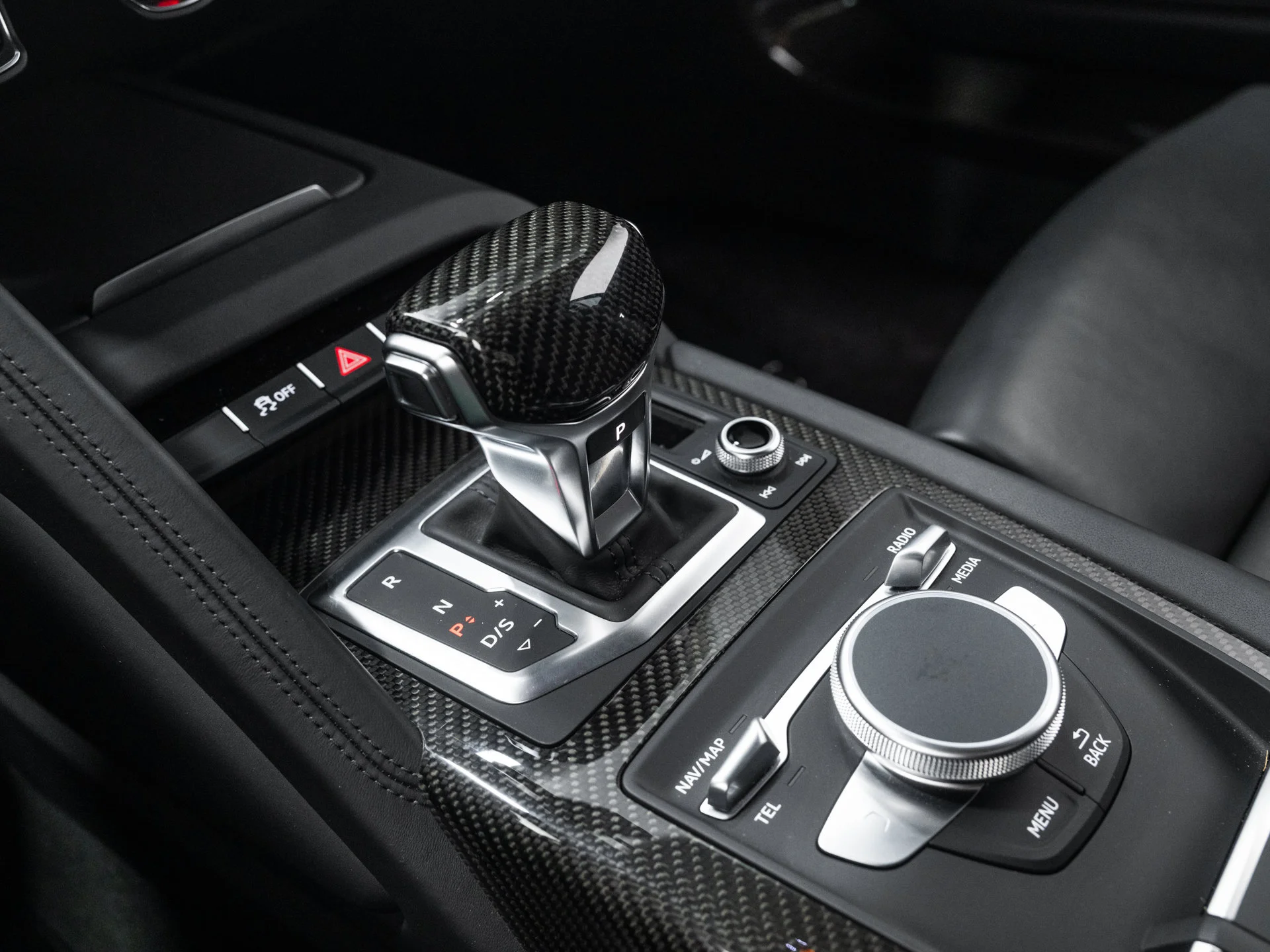 Used 2023 Suzuka Gray Metallic Audi V10 performance image 45