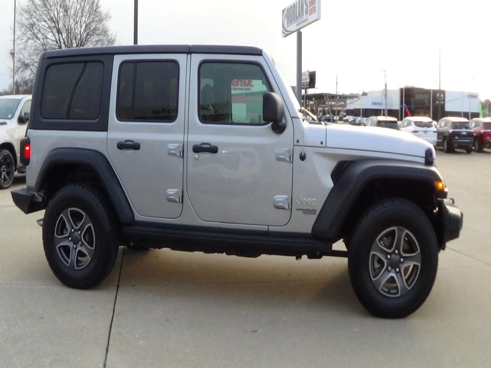 Certified Used 2019 Billet Silver Metallic Clear Coat (psc) Jeep Sport S image 5