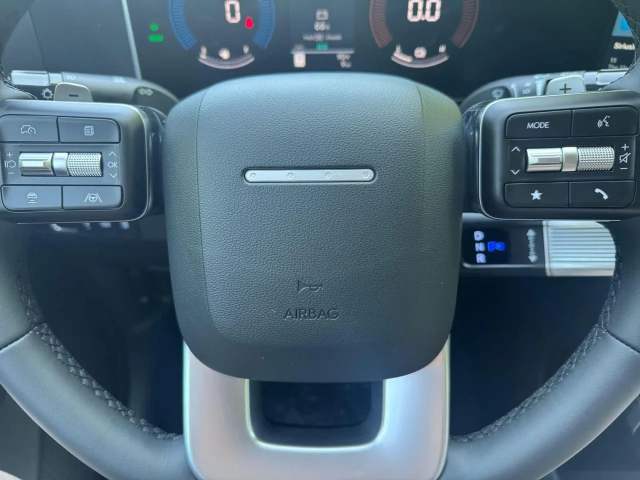 New 2026 White Hyundai SE image 18