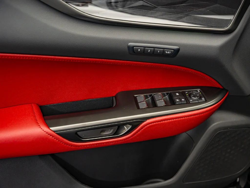 New 2026 Caviar Lexus PREMIUM image 24