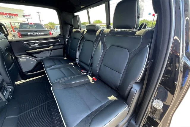 2026 RAM 1500 Laramie - Photo 10