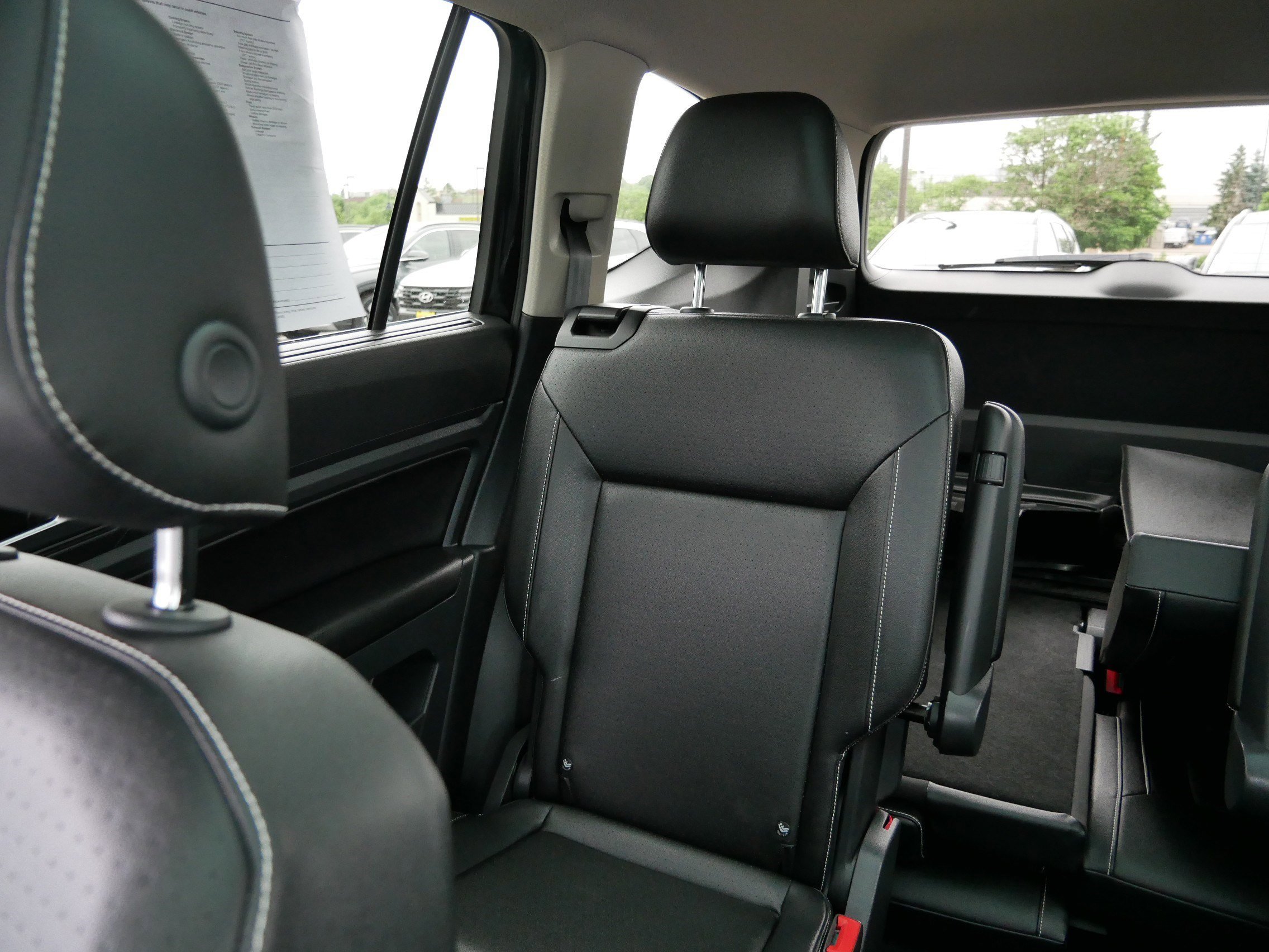 2021 Volkswagen Atlas SEL - Photo 12