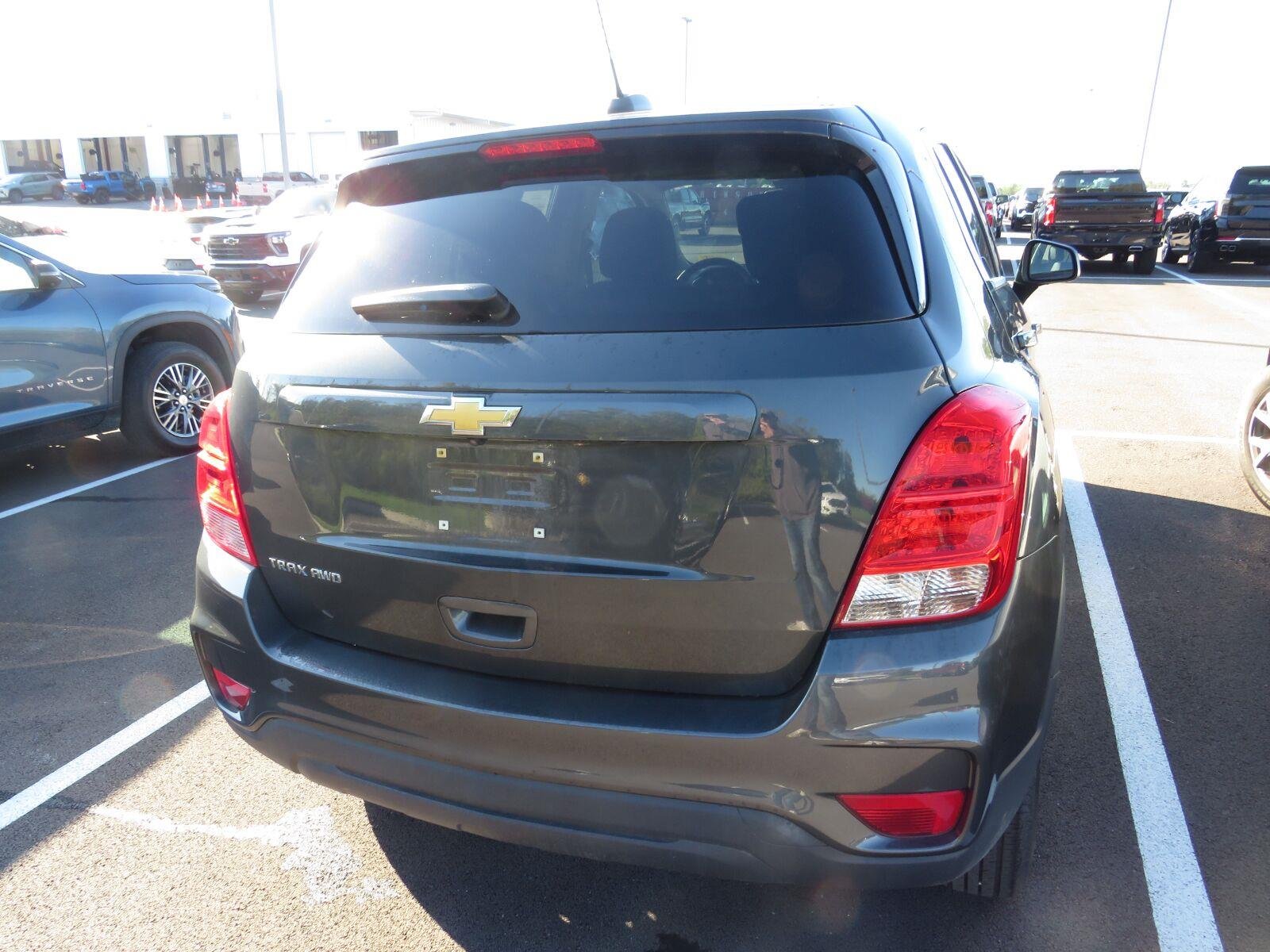 Used 2020 Nightfall Gray Metallic Chevrolet LS image 15