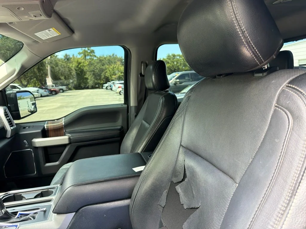 Used 2015 Green Gem Metallic Ford Lariat image 10