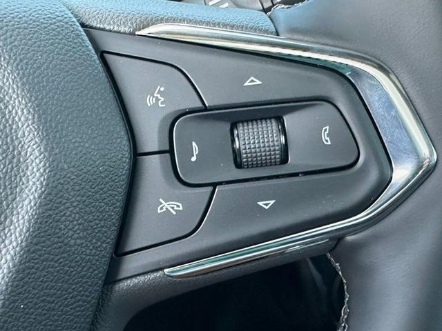 New 2026 Mosaic Black Metallic Chevrolet ACTIV image 13