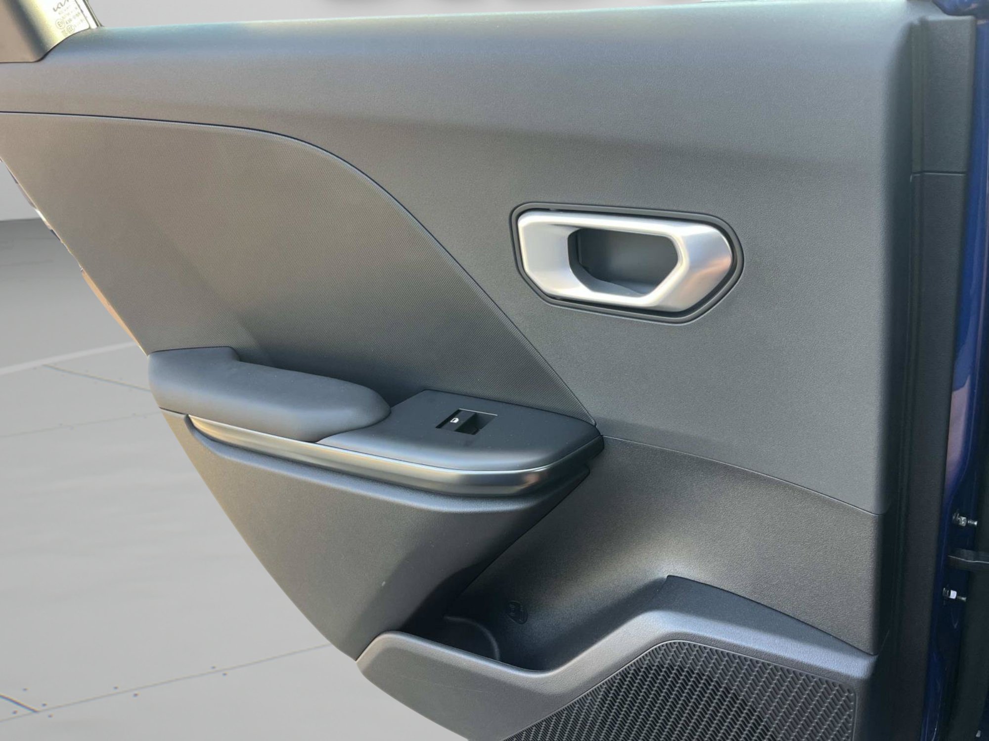 New 2026 Deep Sea Blue Kia LXS image 17