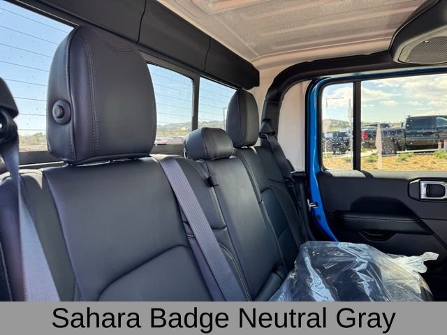 New 2026 Hydro Blue Pearl-Coat Exterior Paint Jeep Sahara image 25