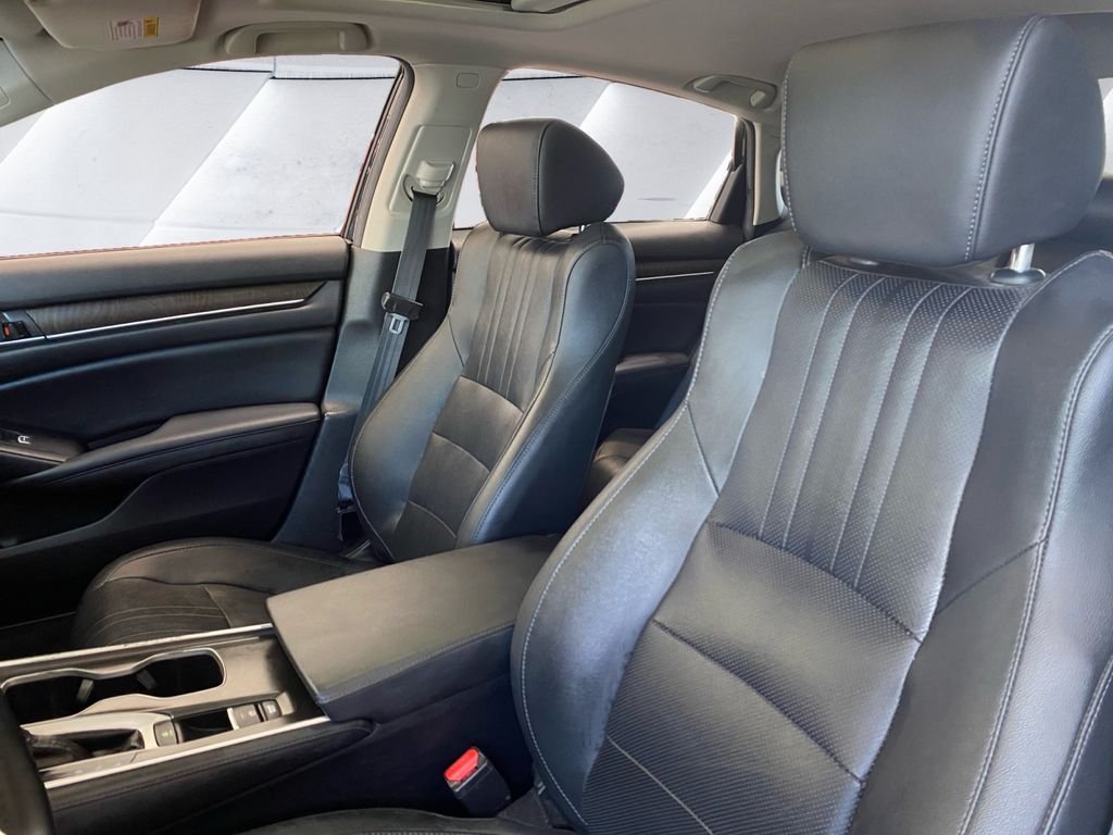Used 2019  Honda EX-L image 8