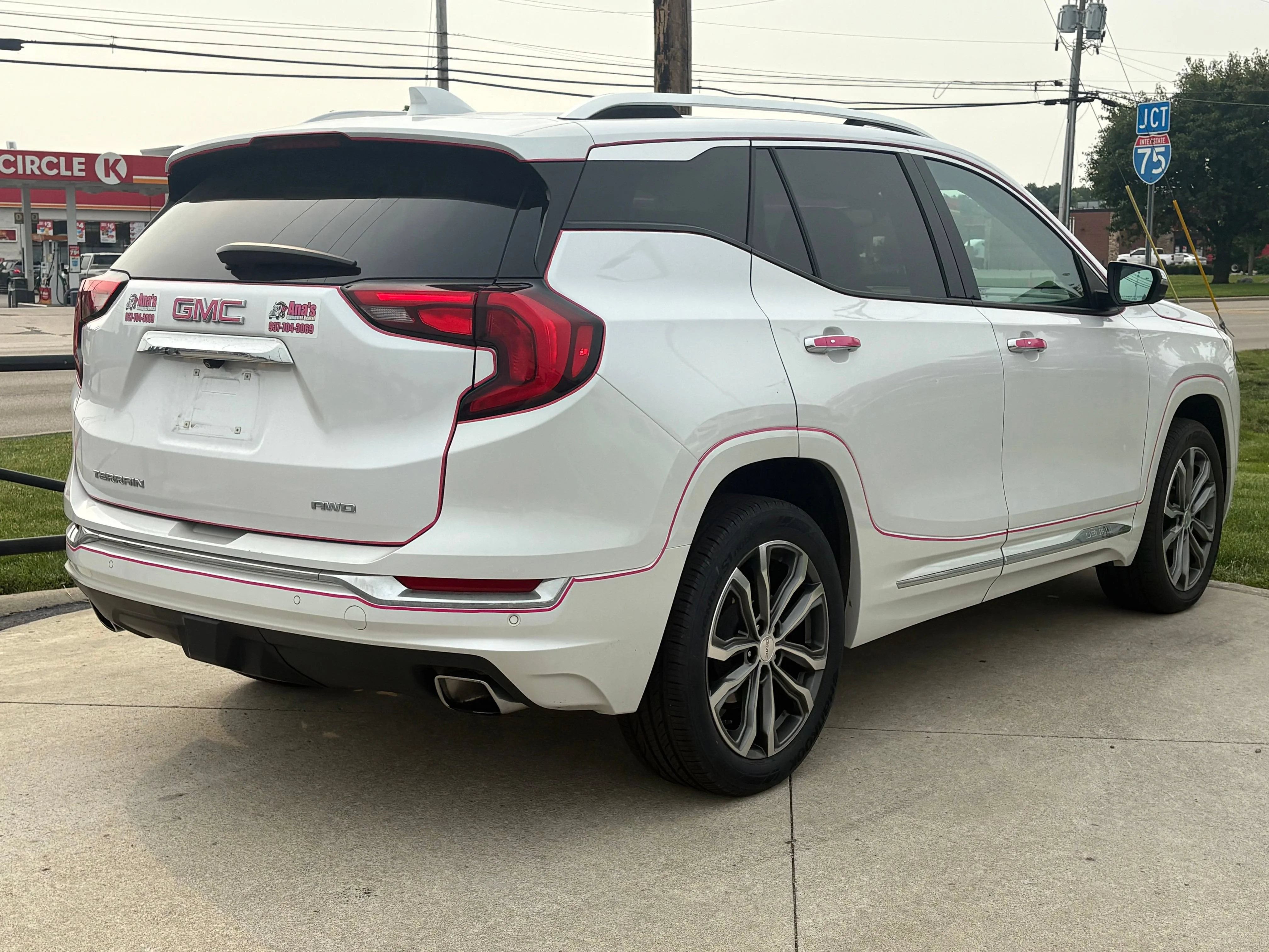 Used 2020 WHITE FROST TRICOAT GMC Denali image 7