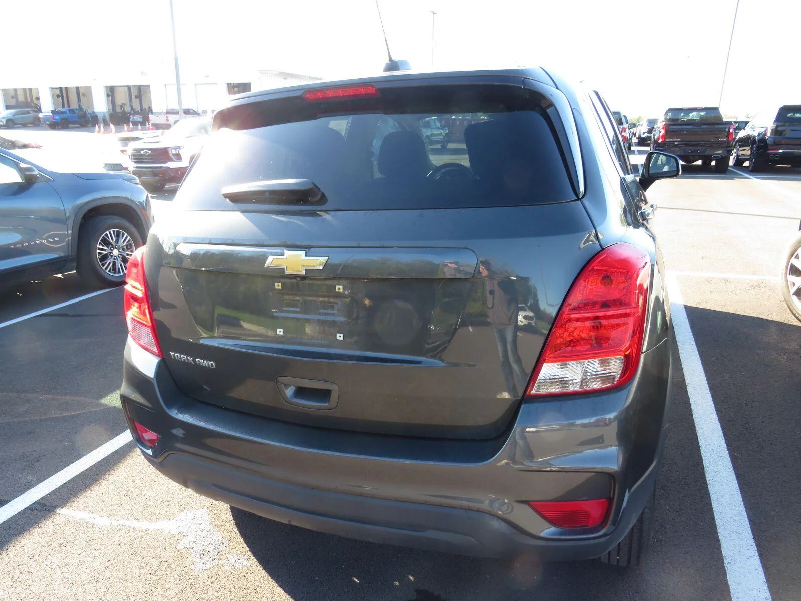 Used 2020 NIGHTFALL GRAY METALLIC Chevrolet LS image 15