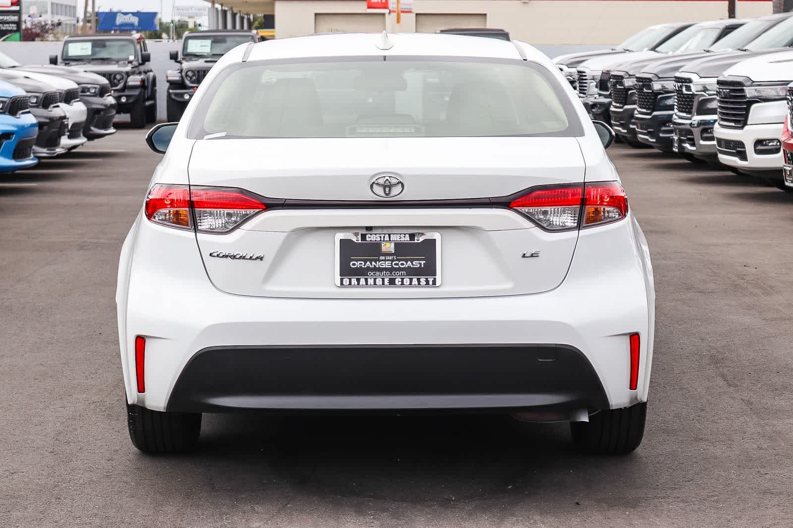 Used 2023 Ice Cap Toyota LE image 5