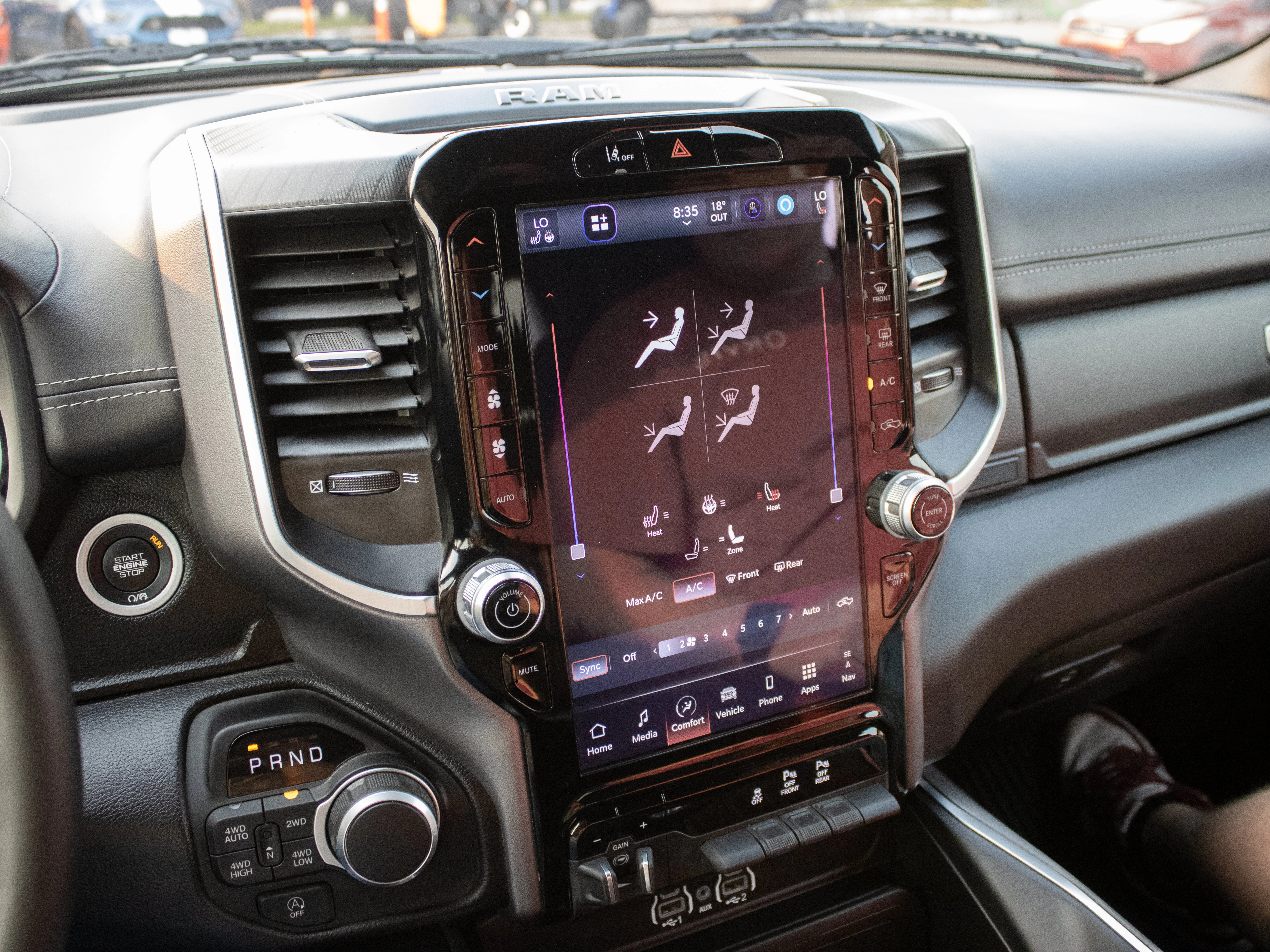Used 2025 Silver RAM Big Horn*| 3.0L Hurricane Twin Turbo | Heated Seats | Heated Steering Wheel | image 29