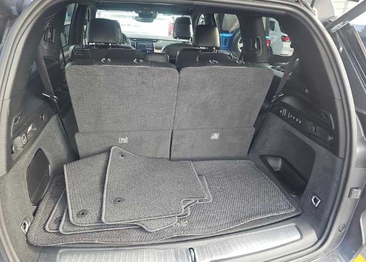 Used 2025 Baltic Gray Metallic Clearcoat Jeep Summit image 17