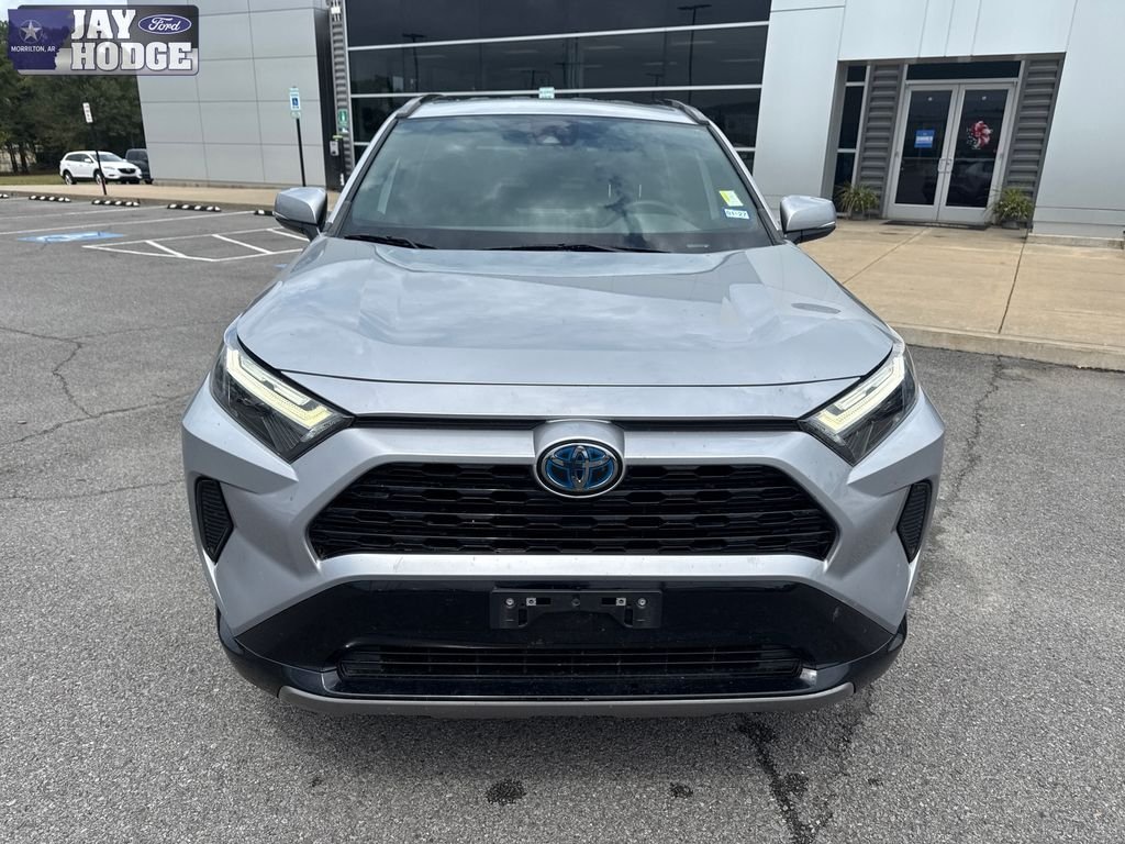 Used 2023 Silver Toyota SE image 10