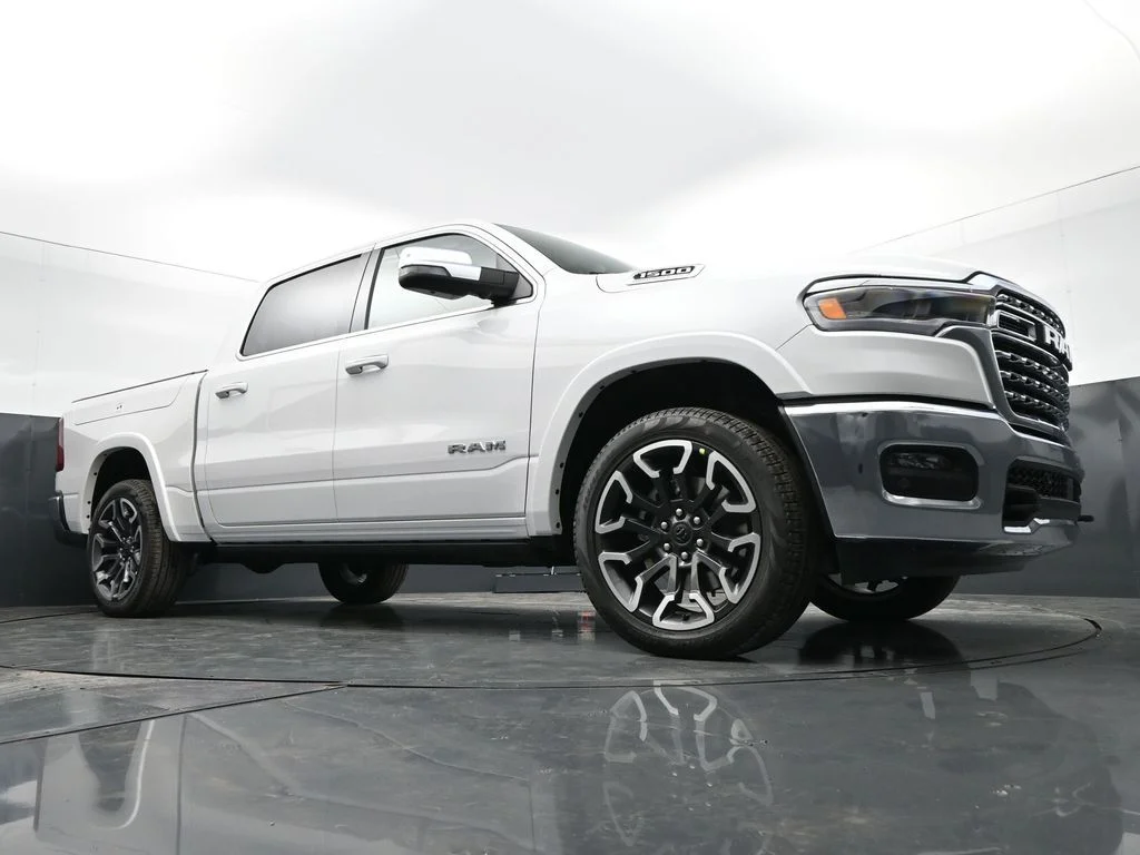 New 2026 Ivory White Tri-Coat Pearl-Coat Exterior Paint RAM Limited image 51