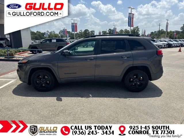 Certified Used 2018 Granite Crystal Clearcoat Metallic Jeep Latitude image 5