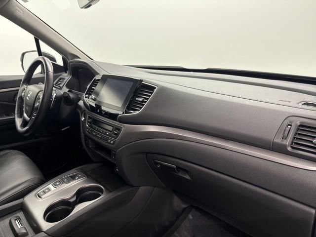 Used 2023 Silver Honda RTL image 28