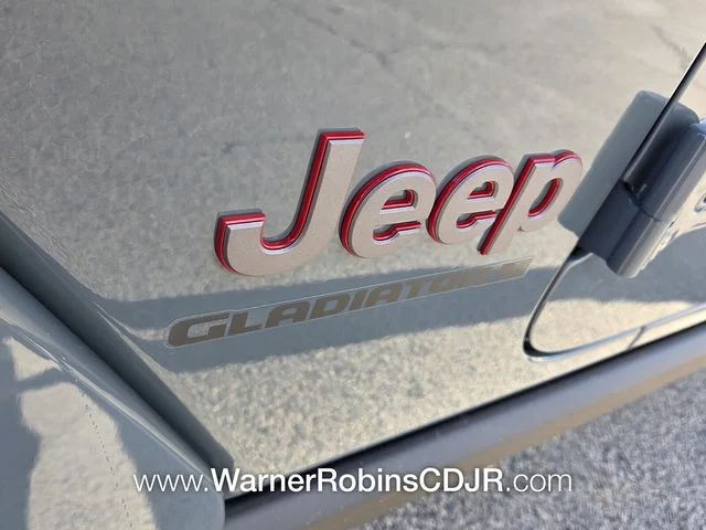 New 2026 Anvil Clear-Coat Exterior Paint Jeep Rubicon X image 17